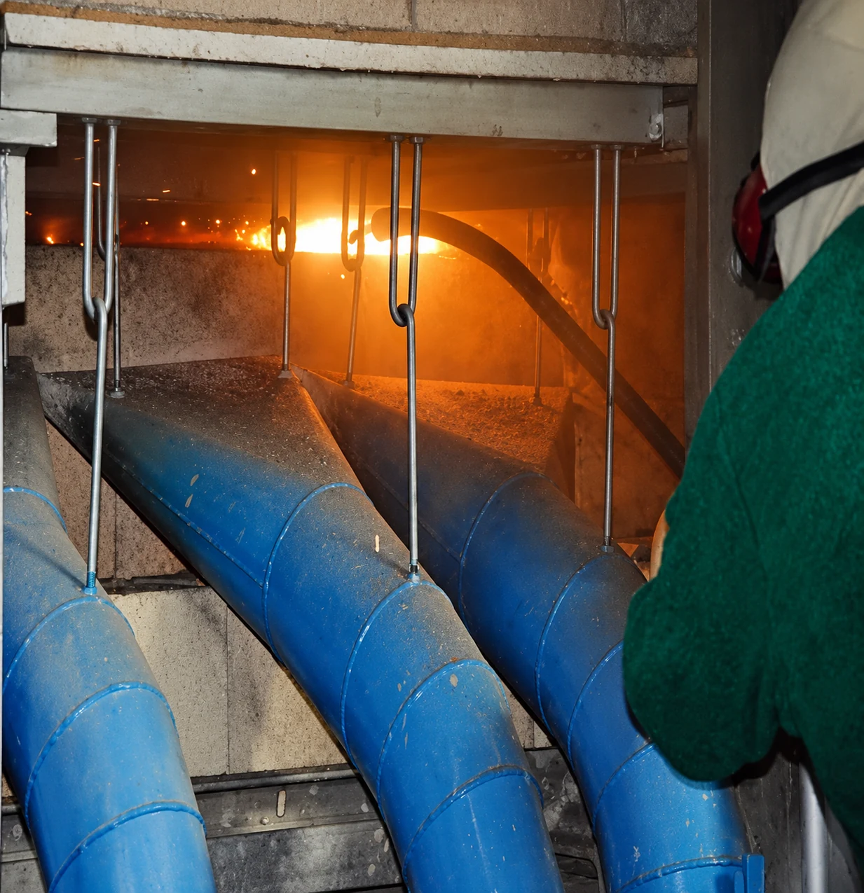 External ceramic welding sealing an expansion joint
