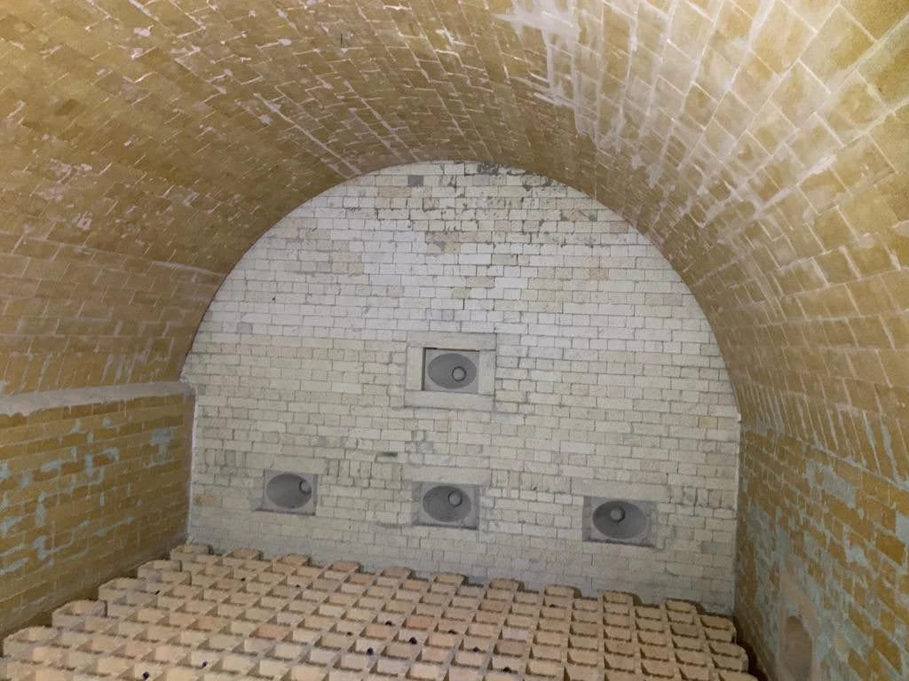 Cold repair of a glass furnace
